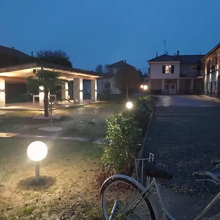 Апартаменты Casale Del Miglio *