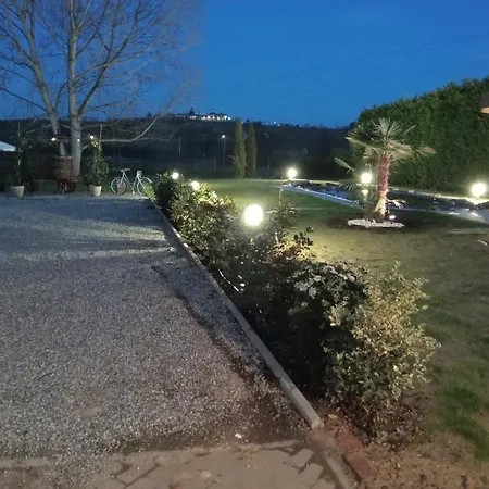 Апартаменты Casale Del Miglio *