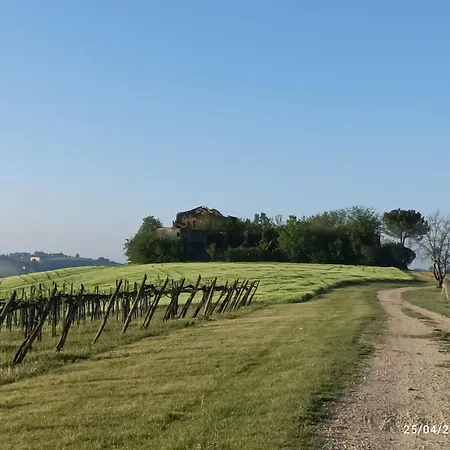 Casale Del Miglio Апартаменты